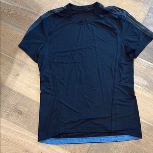 Lululemon Athletica Black Short Sleeve Tee
